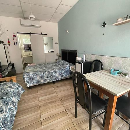 Ezeiza 1 Nuestro Lugar A 15 Minutos Del Aeropuerto Tranfer Opcional Desde Y Al Aeropuerto De Ezeiza Las 24 Horas Pet Friendly Exteriér fotografie